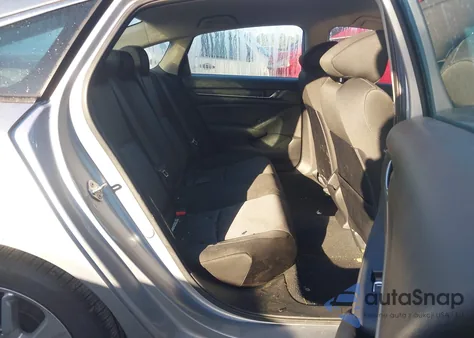 2019 Honda Accord Lx z USA, uszkodzony, nr VIN 1HGCV1F11KA081898